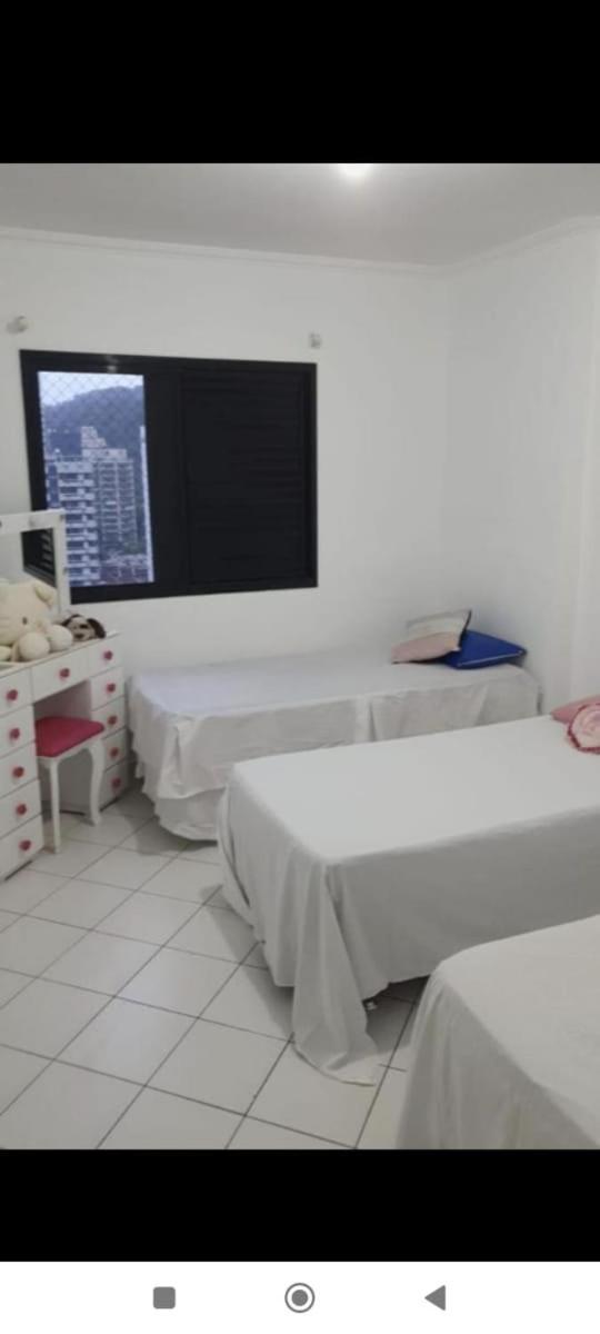 Apartamento Ap Amplo E Muito Arejado *