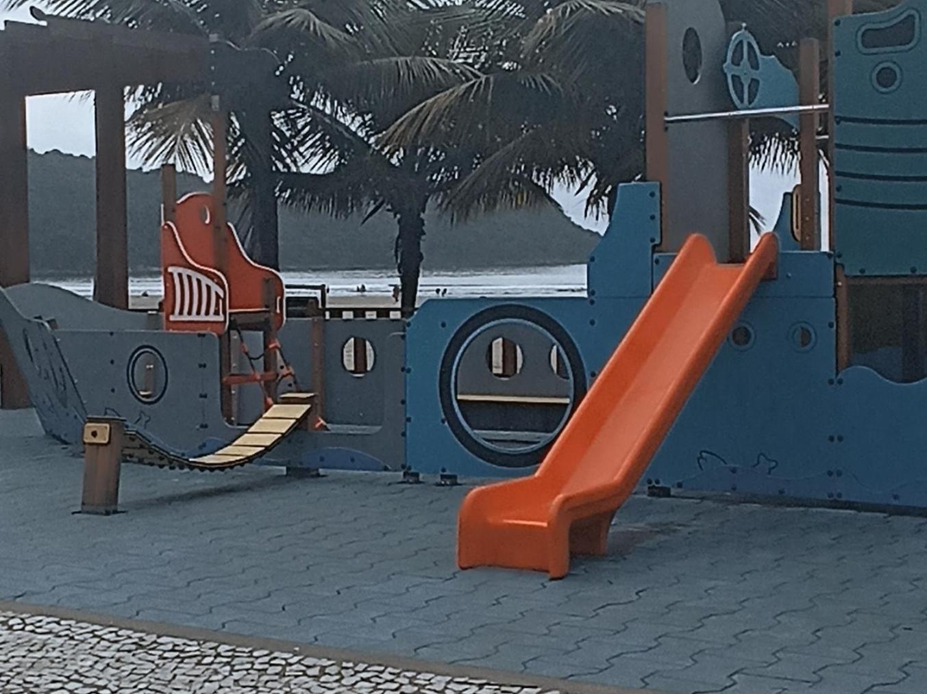 Ap Amplo E Muito Arejado *